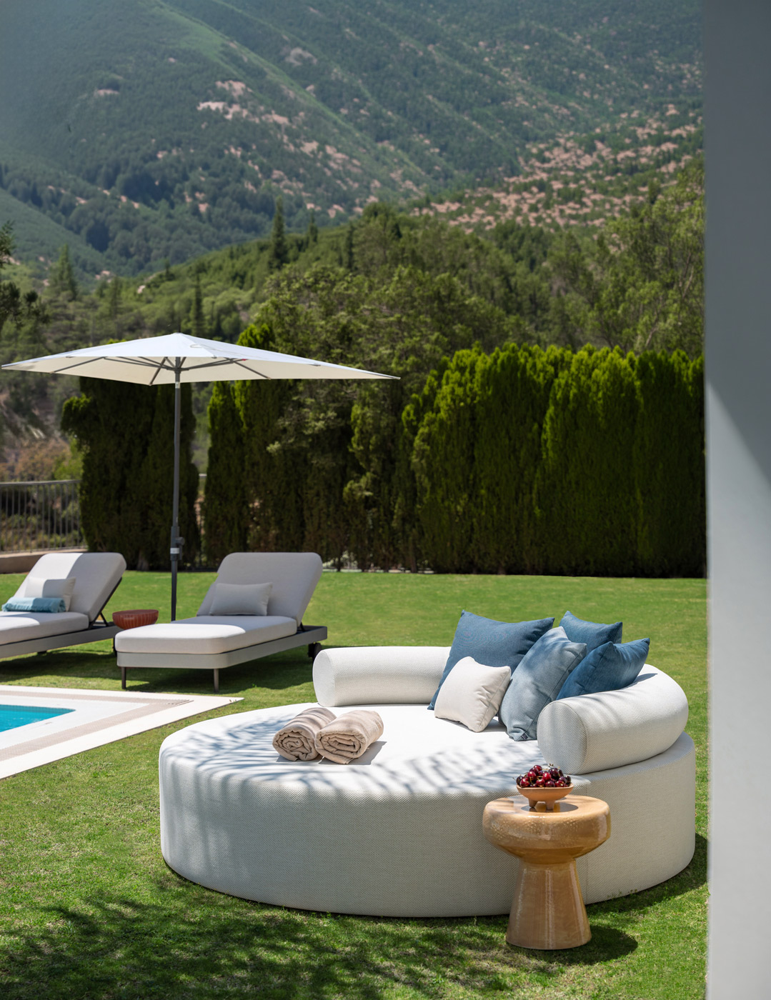 Villa-in-Madroñal.-Raul-Vera