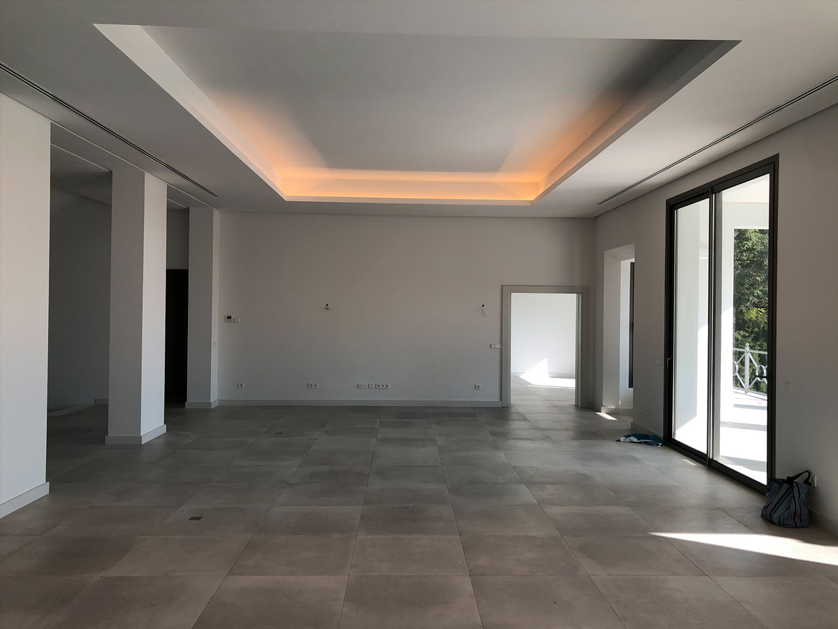 before-&-After-lounge-luxury-villa-Marbella